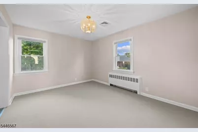 7 Freeman Pl, Nutley, NJ 07110 - Photo 25