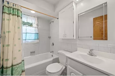 7 Freeman Pl, Nutley, NJ 07110 - Photo 31