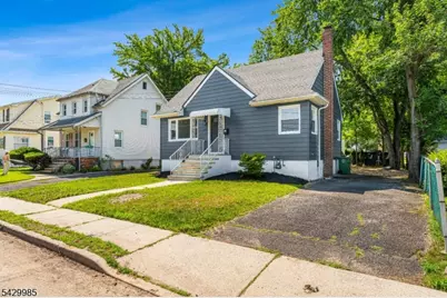 429 Wheatsheaf Rd, Roselle, NJ 07203 - Photo 3
