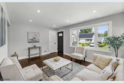 429 Wheatsheaf Rd, Roselle, NJ 07203 - Photo 5