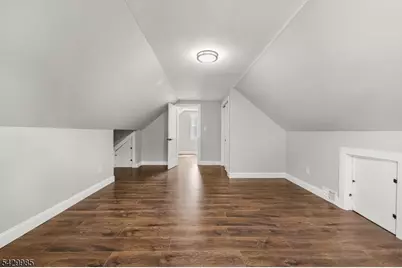 429 Wheatsheaf Rd, Roselle, NJ 07203 - Photo 25