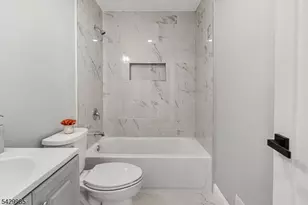 429 Wheatsheaf Rd, Roselle, NJ 07203 - Photo 21
