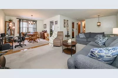 6 Ash Ln, Parsippany, NJ 07034 - Photo 5