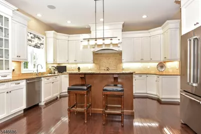 175 Cortland Dr, Saddle River, NJ 07458 - Photo 11