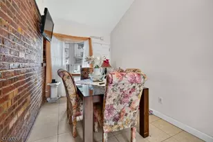 105 Baldwin Pl, Bloomfield, NJ 07003 - Photo 7