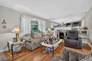 105 Baldwin Pl, Bloomfield, NJ 07003 - Photo 9