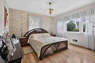 105 Baldwin Pl, Bloomfield, NJ 07003 - Photo 13