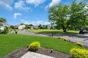 14 Dumont Round, Hillsborough Township, NJ 08844 - Photo 25