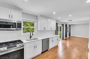 14 Dumont Round, Hillsborough Township, NJ 08844 - Photo 7