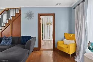 459 Twin Oaks Rd, Union Township, NJ 07083 - Photo 9