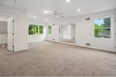46 Lidgerwood Pkwy, Morristown, NJ 07960 - Photo 19