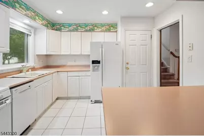 46 Lidgerwood Pkwy, Morristown, NJ 07960 - Photo 5