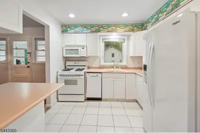 46 Lidgerwood Pkwy, Morristown, NJ 07960 - Photo 7