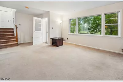 46 Lidgerwood Pkwy, Morristown, NJ 07960 - Photo 3
