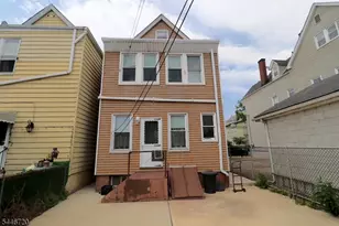 15 Darcy St, Newark, NJ 07105 - Photo 7