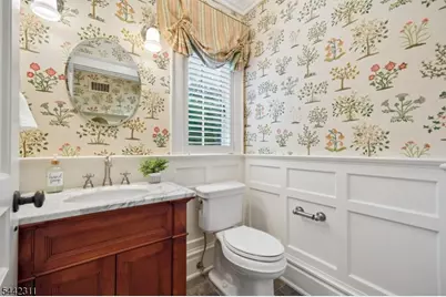 281 Long Hill Dr, Millburn Twp., NJ 07078 - Photo 21