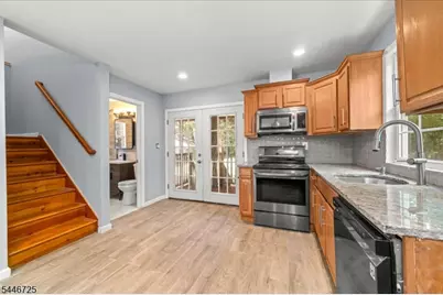 139 Harris Ave, Hopatcong, NJ 07874 - Photo 17