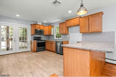 139 Harris Ave, Hopatcong, NJ 07874 - Photo 9