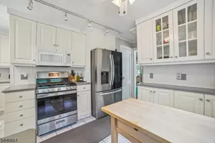 14 Edgewood Terrace, Millburn, NJ 07041 - Photo 7