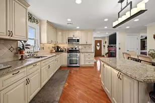 79 Susan Ct, Clifton, NJ 07012 - Photo 7