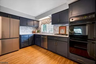 1094 Cambridge Ln, Bridgewater, NJ 08807 - Photo 17