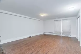 148 Oakwood Ave, Cliffside Park, NJ 07010 - Photo 13