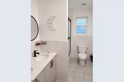 52 Holland St, Newark, NJ 07103 - Photo 9
