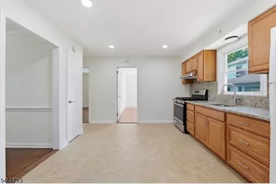 322 Broughton Ave, Bloomfield, NJ 07003 - Photo 9