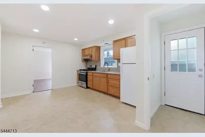 322 Broughton Ave, Bloomfield, NJ 07003 - Photo 7