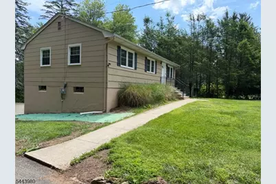 40 Ridge Rd, Mount Olive, NJ 07828 - Photo 3