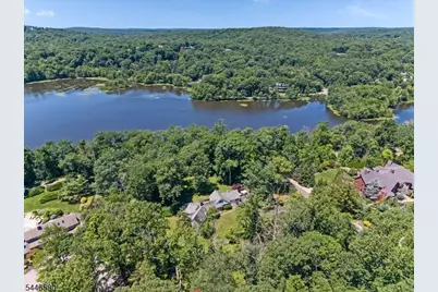 23 The Crossway, Kinnelon, NJ 07405 - Photo 5