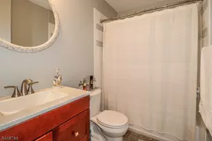 136 Coburn Ln, Franklin Township, NJ 08873 - Photo 21