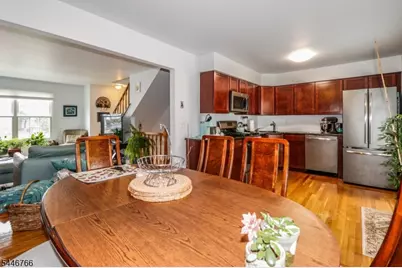 136 Coburn Ln, Franklin Township, NJ 08873 - Photo 11