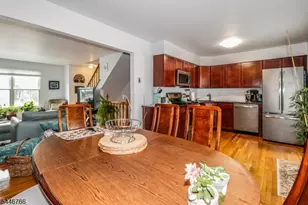 136 Coburn Ln, Franklin Township, NJ 08873 - Photo 11