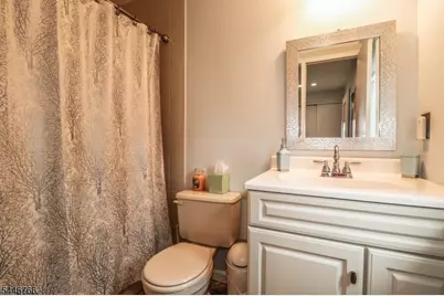 136 Coburn Ln, Franklin Township, NJ 08873 - Photo 23