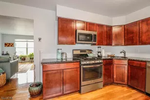 136 Coburn Ln, Franklin Township, NJ 08873 - Photo 15
