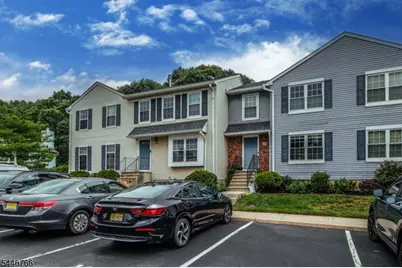 136 Coburn Ln, Franklin Township, NJ 08873 - Photo 3
