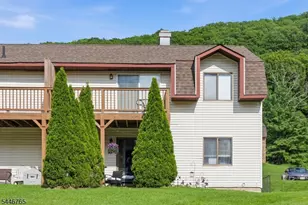 17 Great Gorge Terrace, Vernon Twp., NJ 07462 - Photo 5