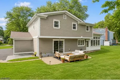 22 Bromley Ct, New Providence, NJ 07974 - Photo 11