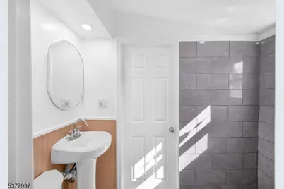 16 New St #2, Montclair, NJ 07042 - Photo 15