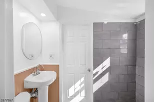 16 New St, Montclair, NJ 07042 - Photo 15