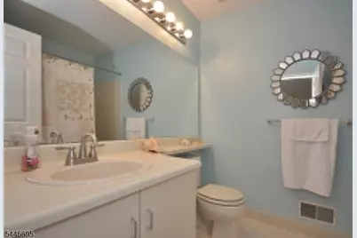 67 Washington Ct, Montville Township, NJ 07082 - Photo 13