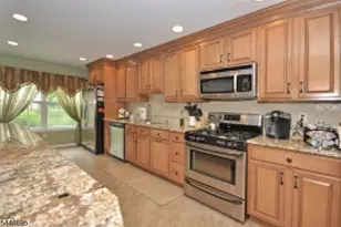 67 Washington Ct, Montville Township, NJ 07082 - Photo 5