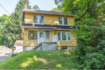 19 New St, High Bridge, NJ 08829 - Photo 1