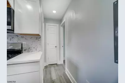 351 Railroad Ave, Hackensack, NJ 07601 - Photo 9