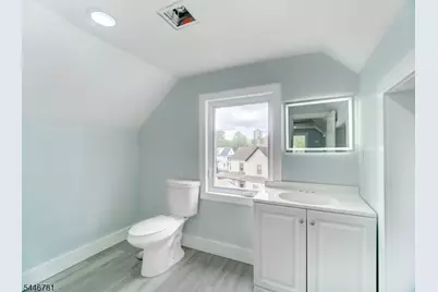351 Railroad Ave, Hackensack, NJ 07601 - Photo 19