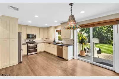 331 Stoughton Ave, Cranford Township, NJ 07016 - Photo 7