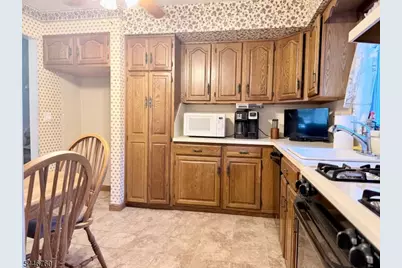 138 Georgia St, Clark Township, NJ 07066 - Photo 7