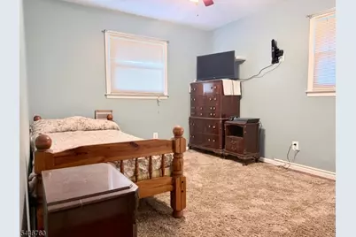 138 Georgia St, Clark Township, NJ 07066 - Photo 11