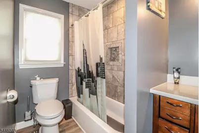 31 Woodview Ave, Woodbridge Township, NJ 08863 - Photo 15